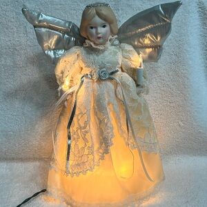 Silvestri 10 Electric Light Christmas Tree Top Angel w/ Porcelain Head Vintage